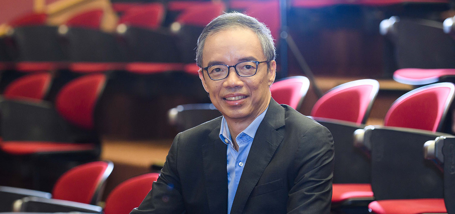Why Asia Pacific Banks Must Lean into Cognitive Banking: A Conversation with Dr. Dennis Khoo